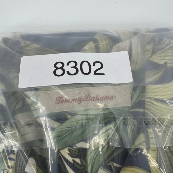 Tommy Bahama Silk Shirt Mens Large Navy Blue Tropical Palm Leaf Camp Button Down - Picture 7 of 8